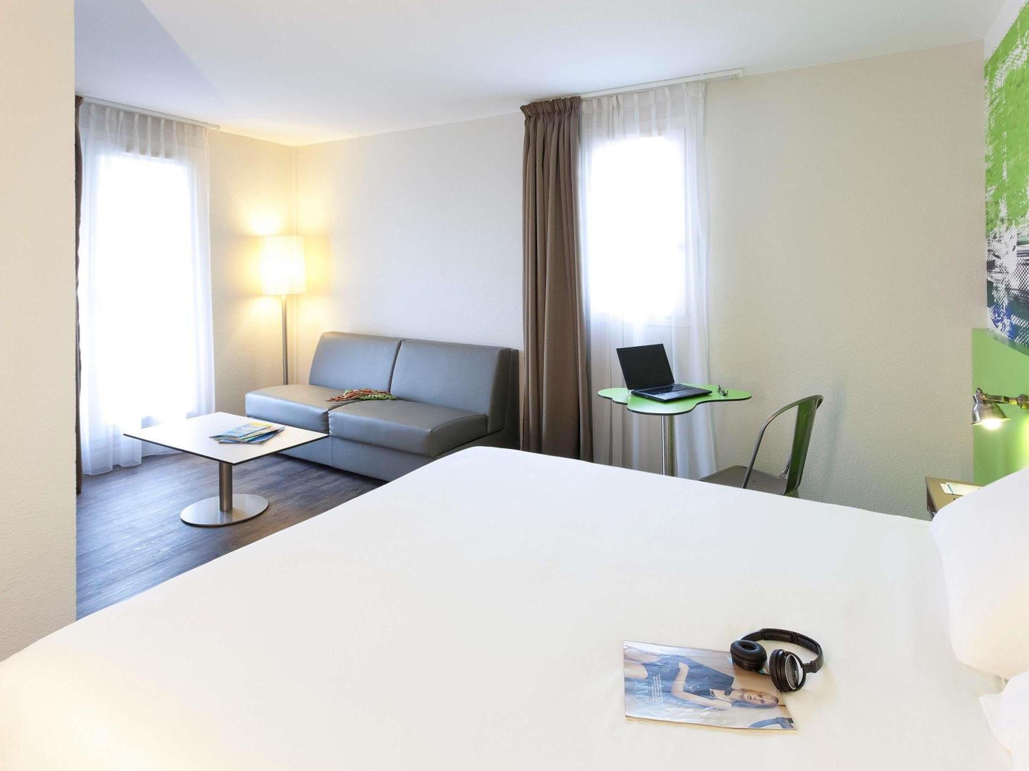 Ibis Styles Lyon Villeurbanne Parc De La Tete D'Or Exterior foto