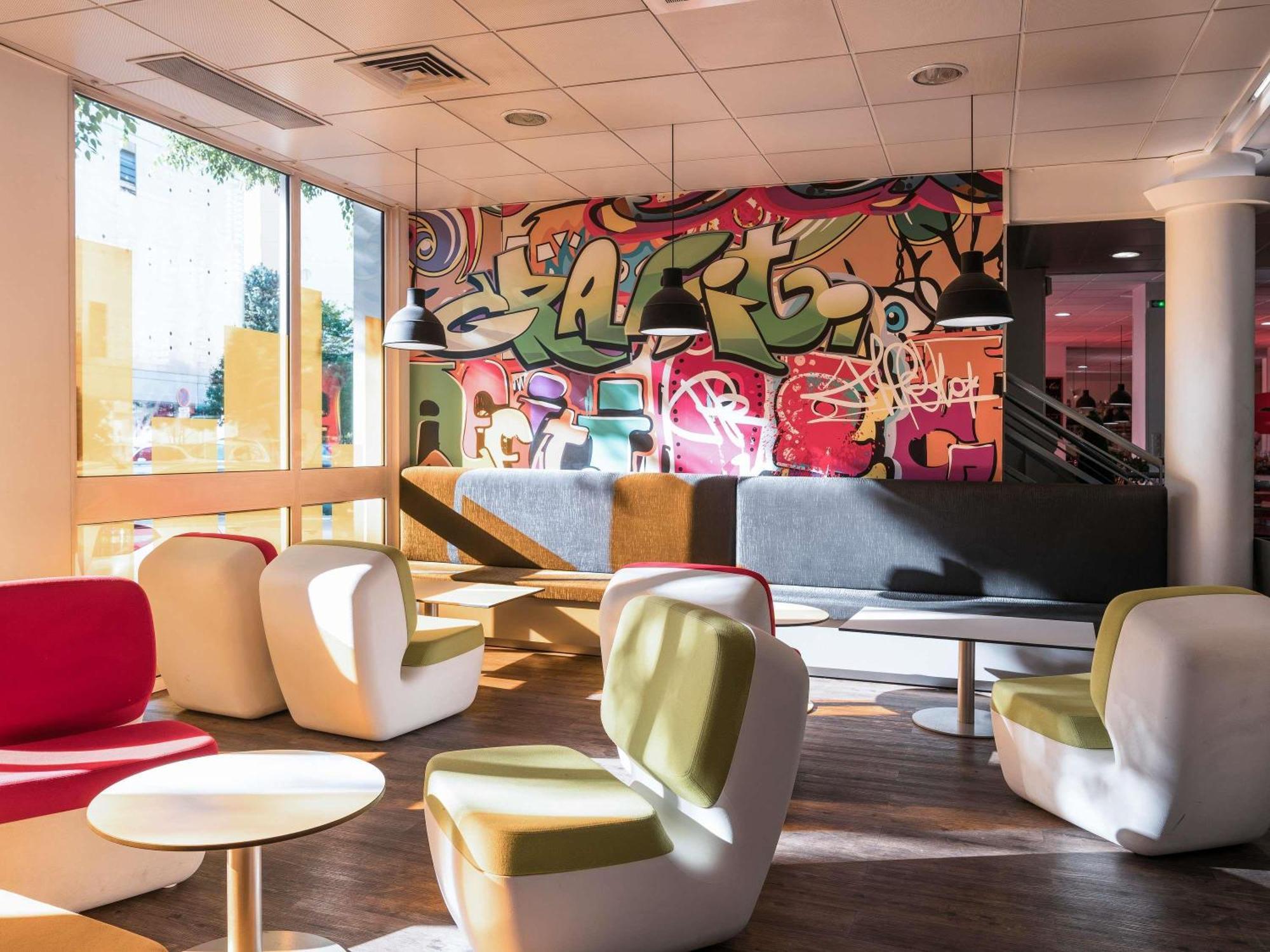 Ibis Styles Lyon Villeurbanne Parc De La Tete D'Or Exterior foto