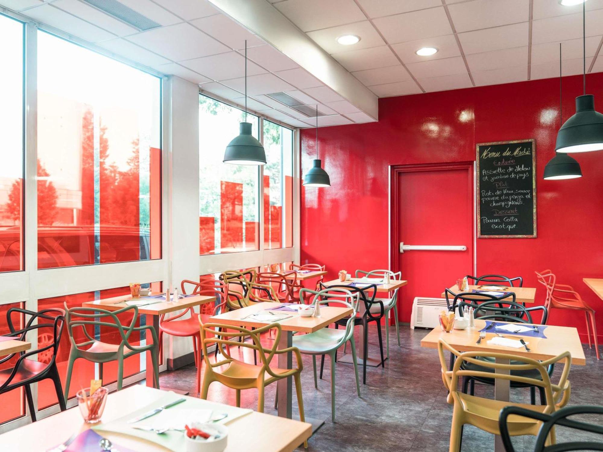 Ibis Styles Lyon Villeurbanne Parc De La Tete D'Or Exterior foto