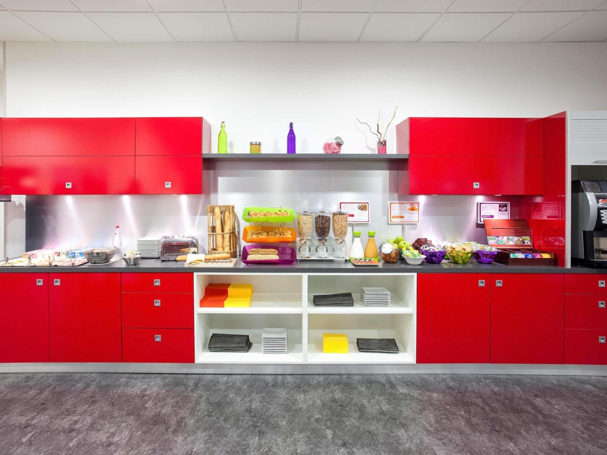 Ibis Styles Lyon Villeurbanne Parc De La Tete D'Or Exterior foto